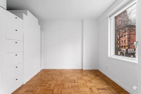 $1,230,000 | 201 East 25th Street, Unit 2FG | Kips Bay