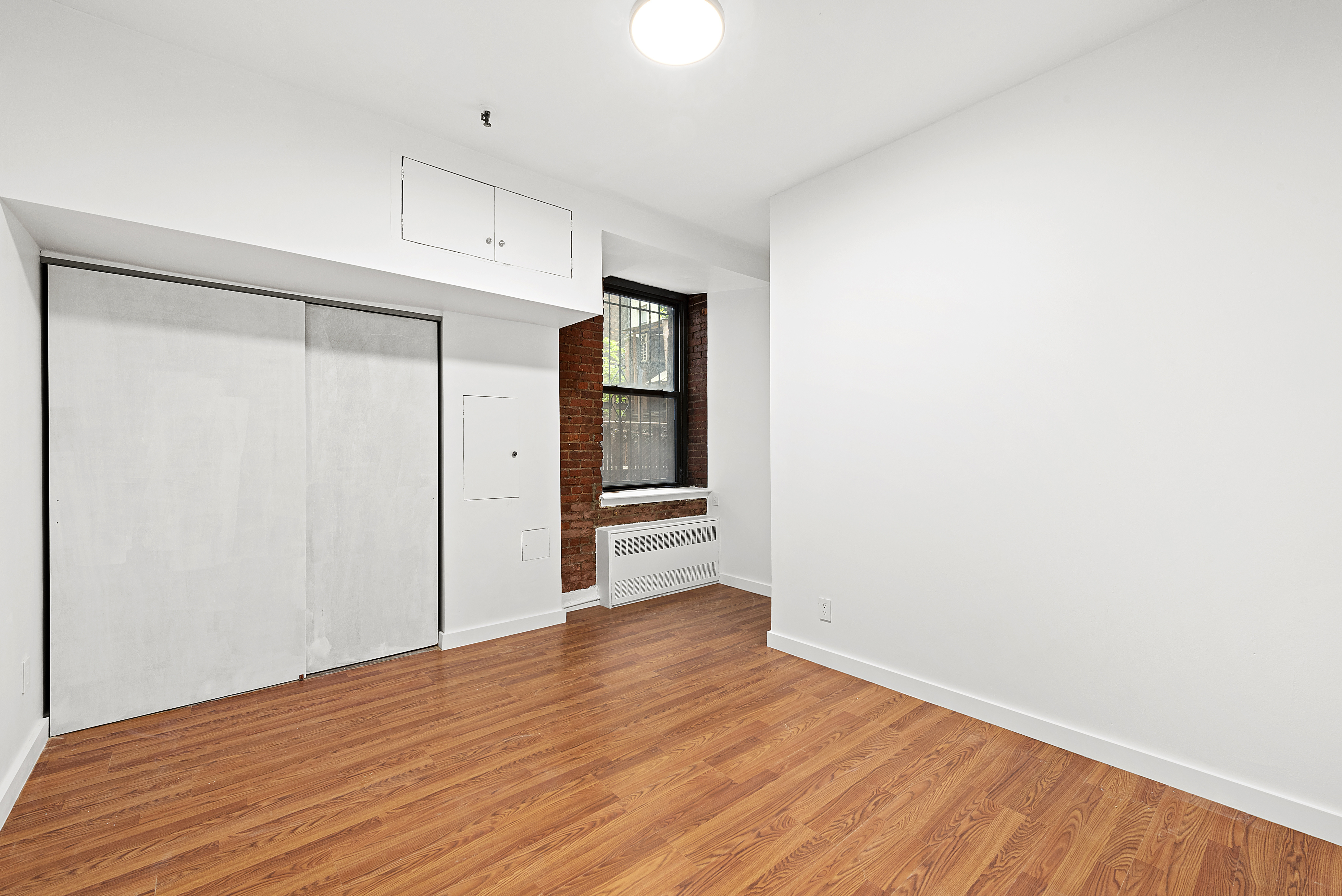 324 Pearl Street, Unit 1G Manhattan, NY 10038 - Photo 6 of 13