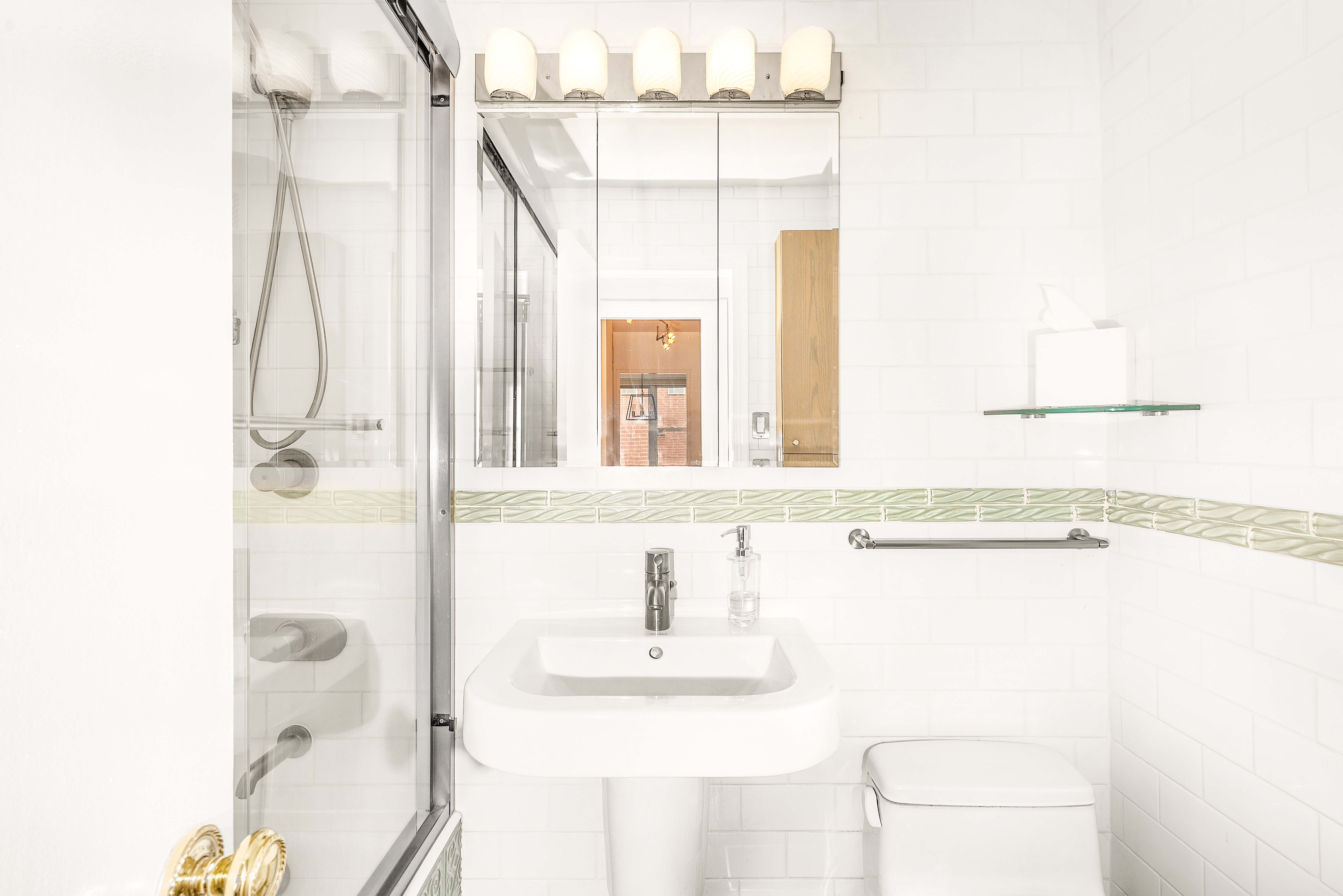 400 East 77th Street, Unit 8K Manhattan, NY 10075 - Photo 8 of 10