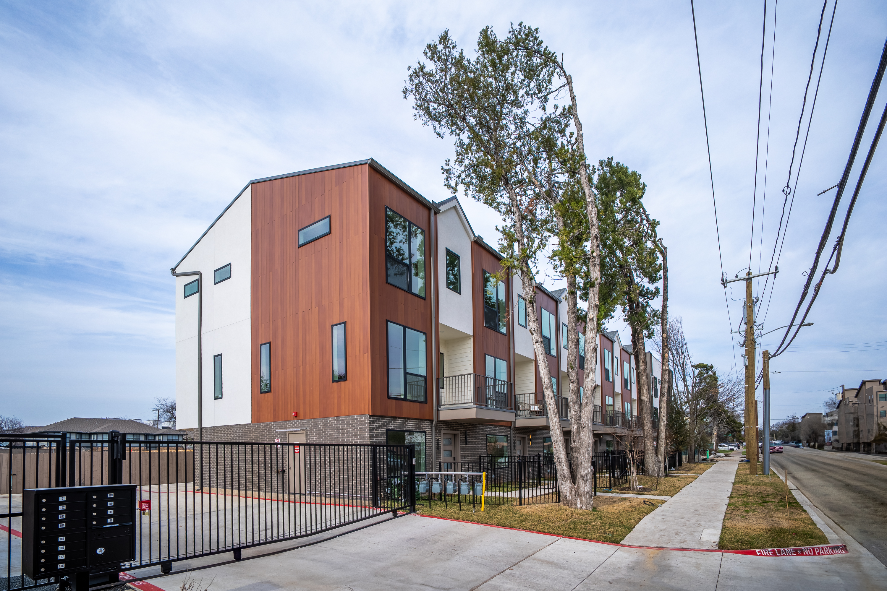 1902 North Carroll Avenue, Unit 103 Dallas, TX 75204 - Photo 4 of 48