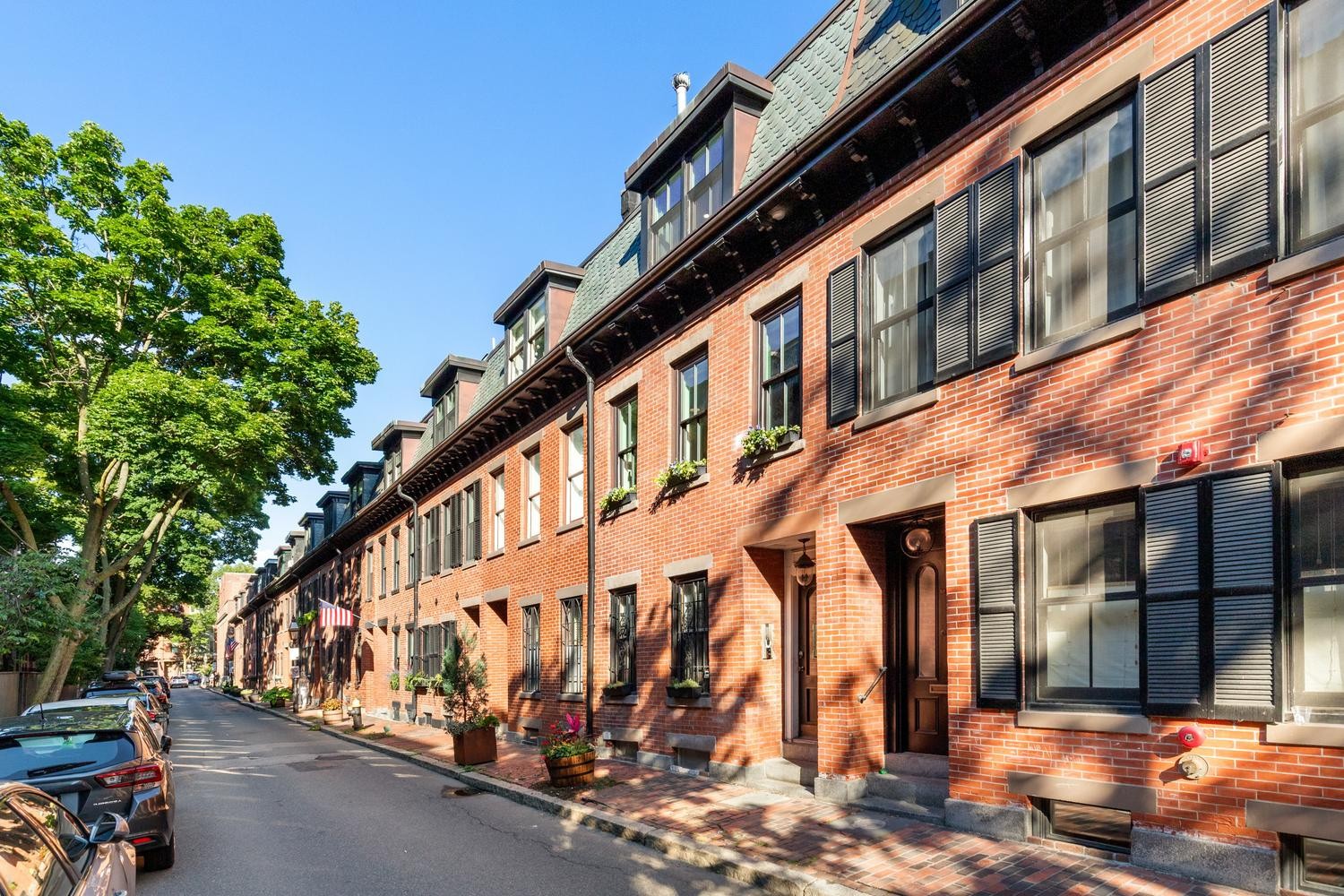 15 Lawrence Street, Unit 2 Boston, MA 02116 - Photo 31 of 34