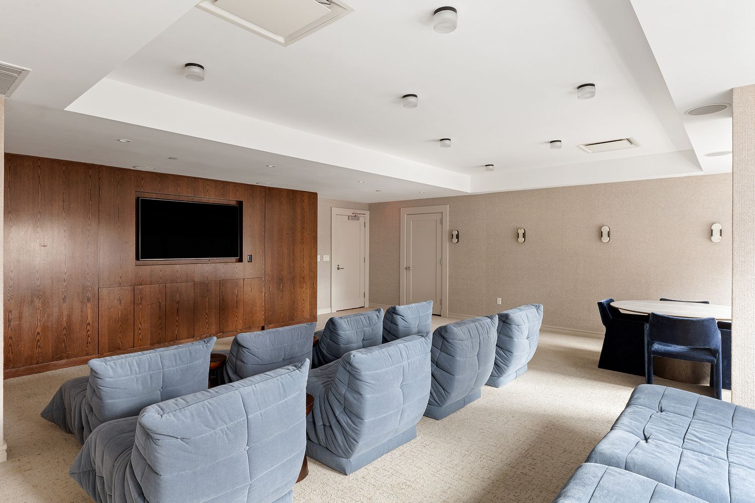 200 West End Avenue, Unit PHA Manhattan, NY 10023 - Photo 22 of 30 a living room with furniture and a flat screen tv