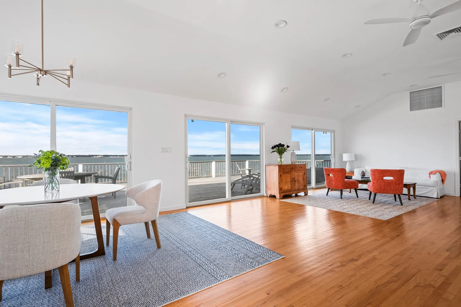 $3,950,000 | 654 A Dune Road, West Hampton Dunes, NY 11978