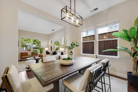 $1,200,000 | 1716 Southridge Drive, Petaluma, CA 94954