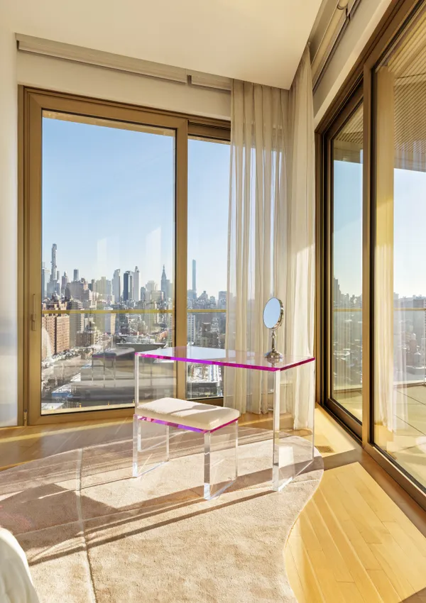 $27,500,000 | 551 West 21st Street, Unit PH19 | Chelsea