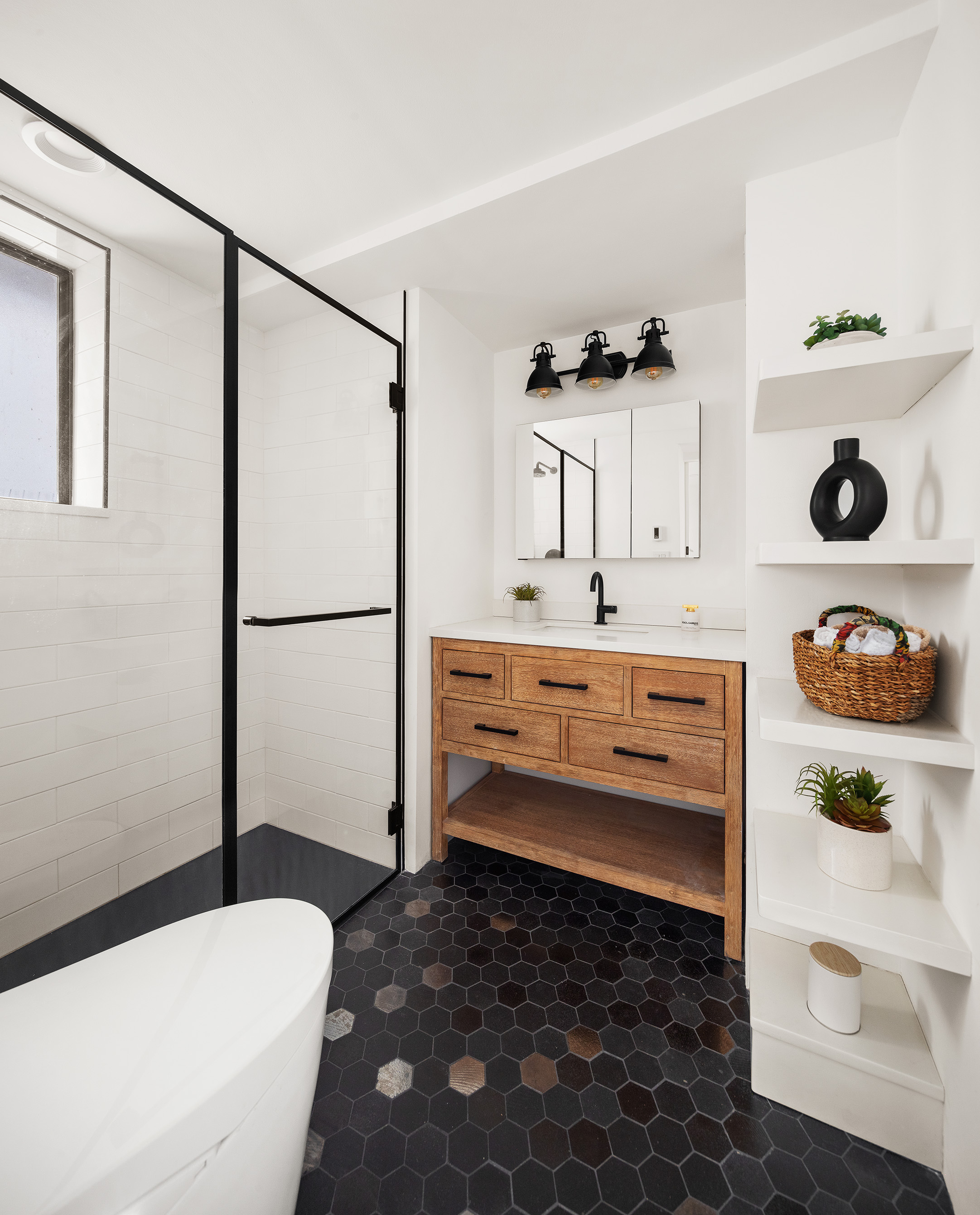 306 Mott Street, Unit PHTRIPLEX Manhattan, NY 10012 - Photo 27 of 32