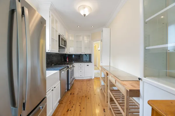 $3,500 | 216 Lakeview Place, Unit 2 | Fieldston