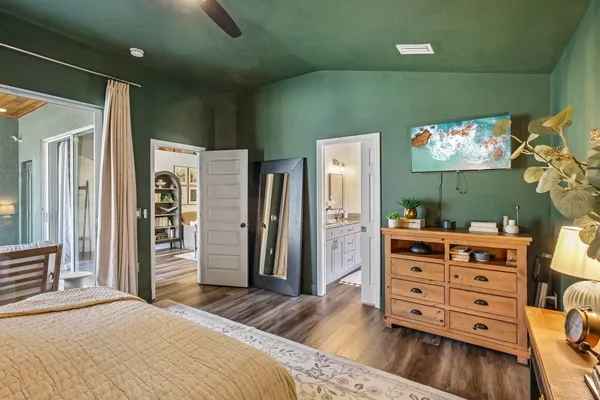 $575,000 | 19918 Ellendale Drive, Land O Lakes, FL 34638