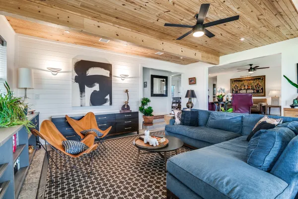 $300,000 | 5790 Farm To Market 513, Lone Oak, TX 75453