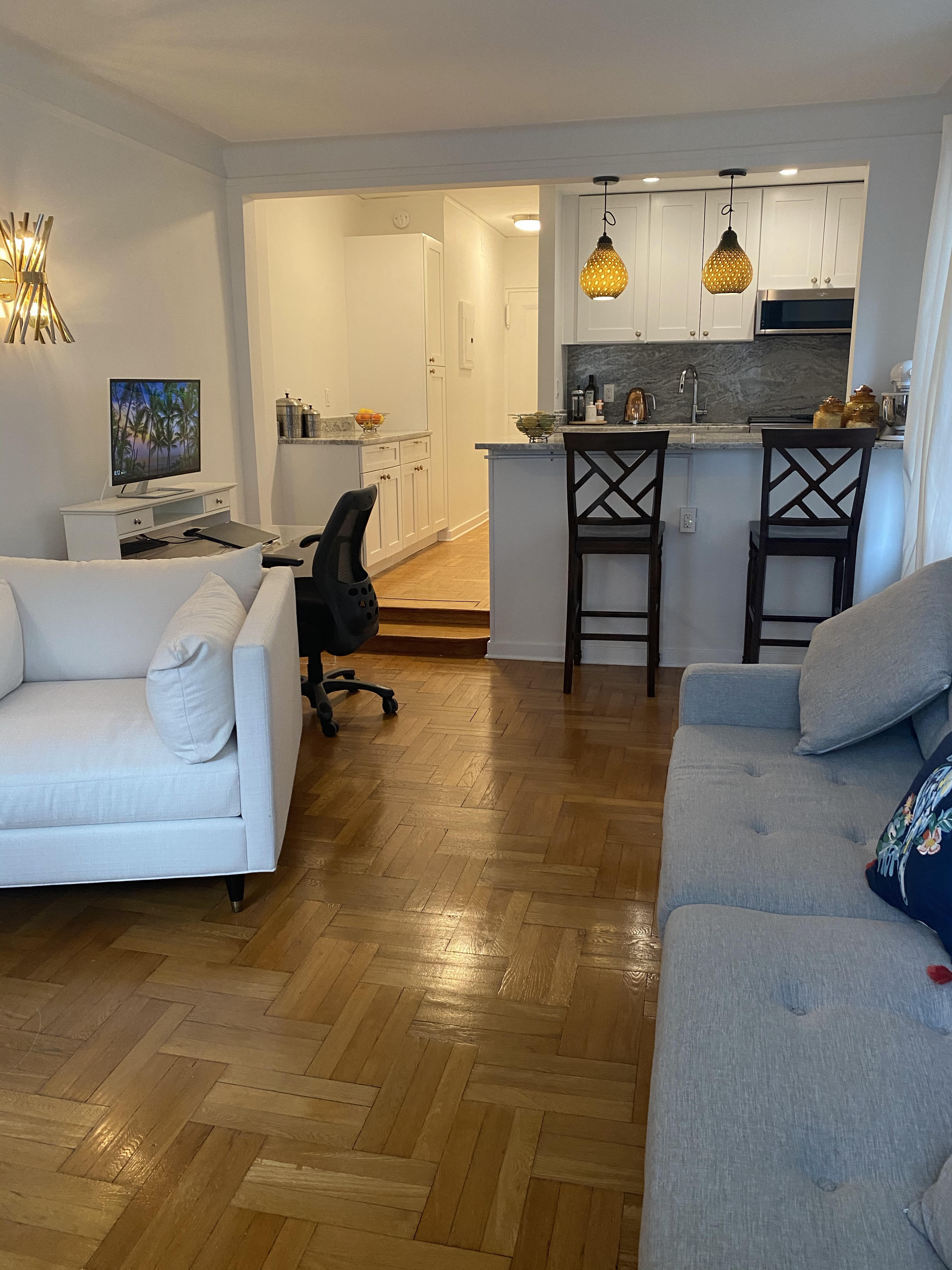 155 West 71st Street, Unit 4H Manhattan, NY 10023 - Photo 3 of 10