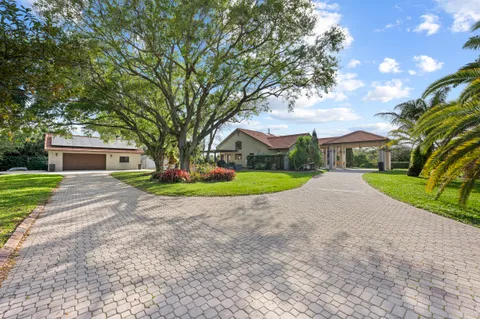 $2,300,000 | 18950 Southwest 59th Street, Southwest Ranches, FL 33332