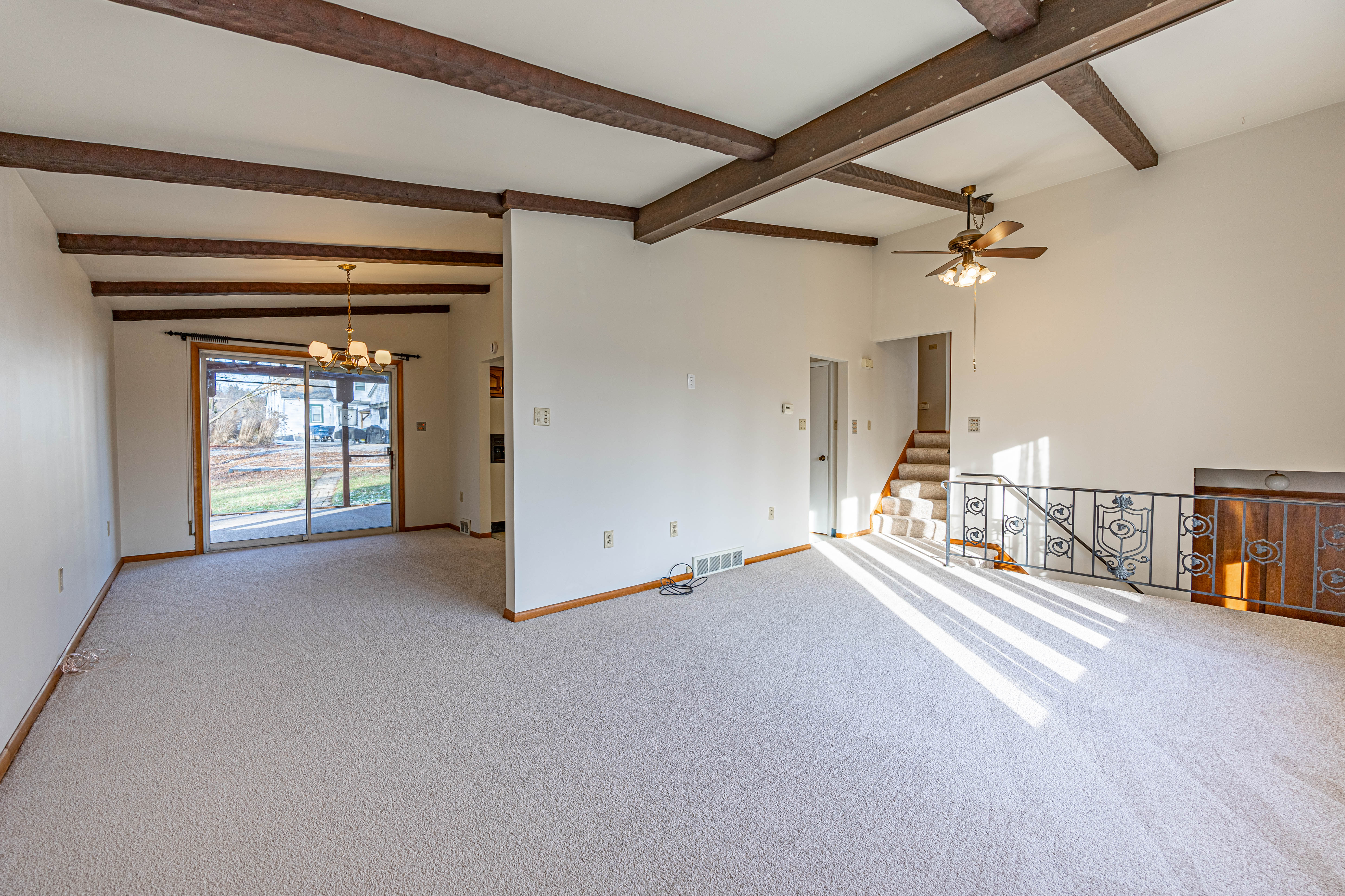 407 Marion Avenue Springdale, PA 15144 - Photo 3 of 24