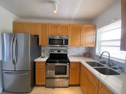 $109,800 | 8861 Sunrise Lakes Boulevard, Sunrise, FL 33322