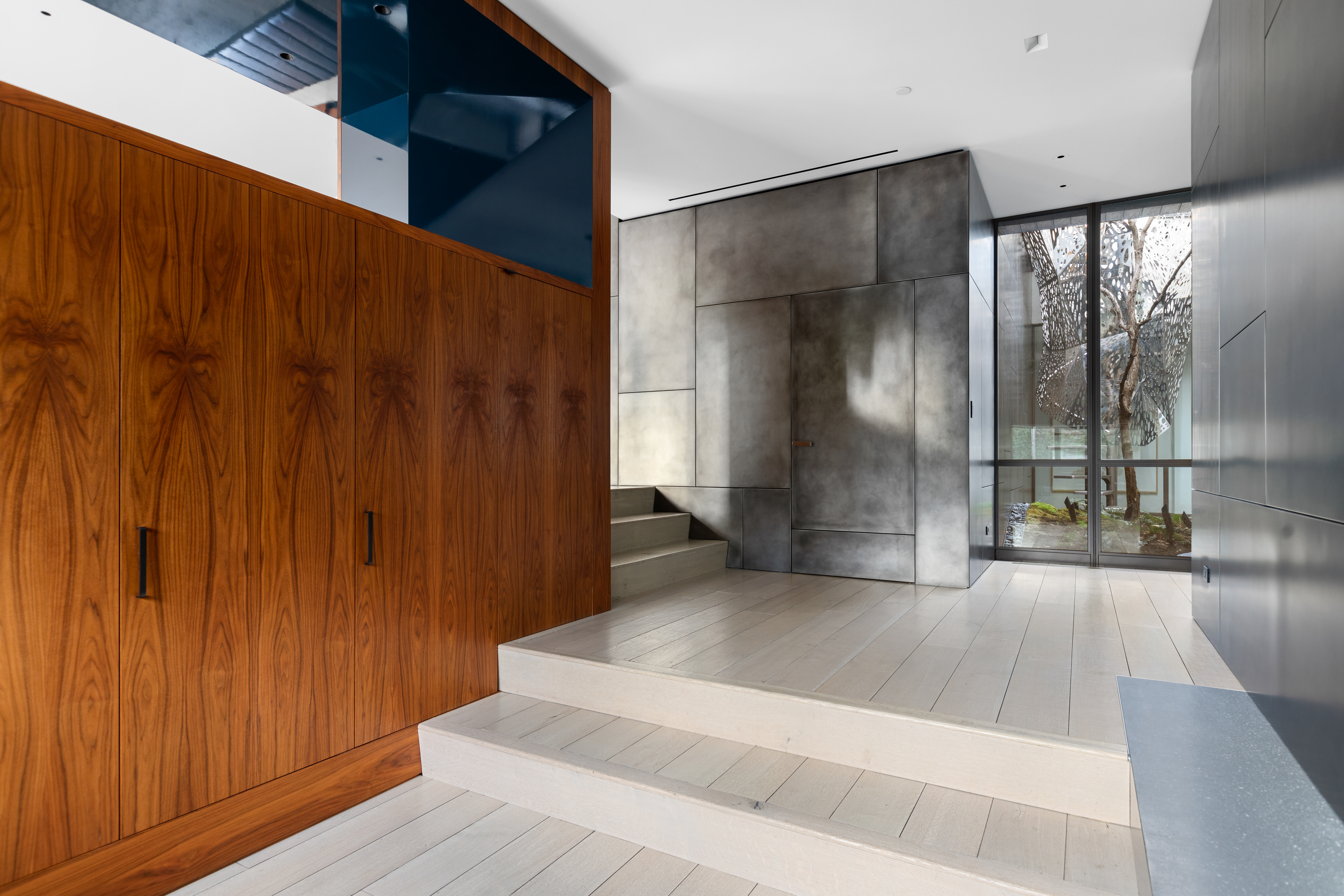 137-141 Duane Street, Unit PH Manhattan, NY 10013 - Photo 2 of 34 Gallery Image 2