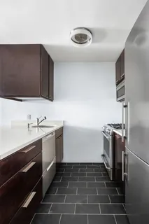 $850,000 | 376 Broadway, Unit 14E | TriBeCa