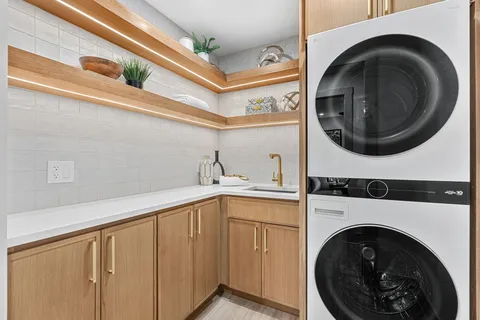 $1,199,000 | 4625 Hidden Lakes Place, Melbourne, FL 32934