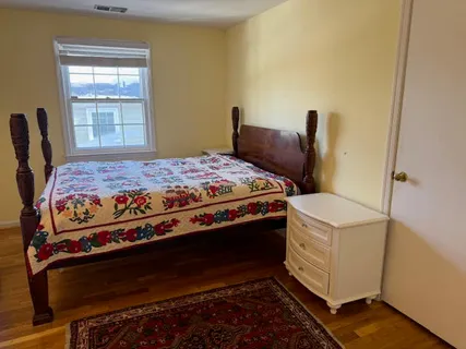 $1,375,000 | 9004 Copenhaver Drive, Potomac, MD 20854