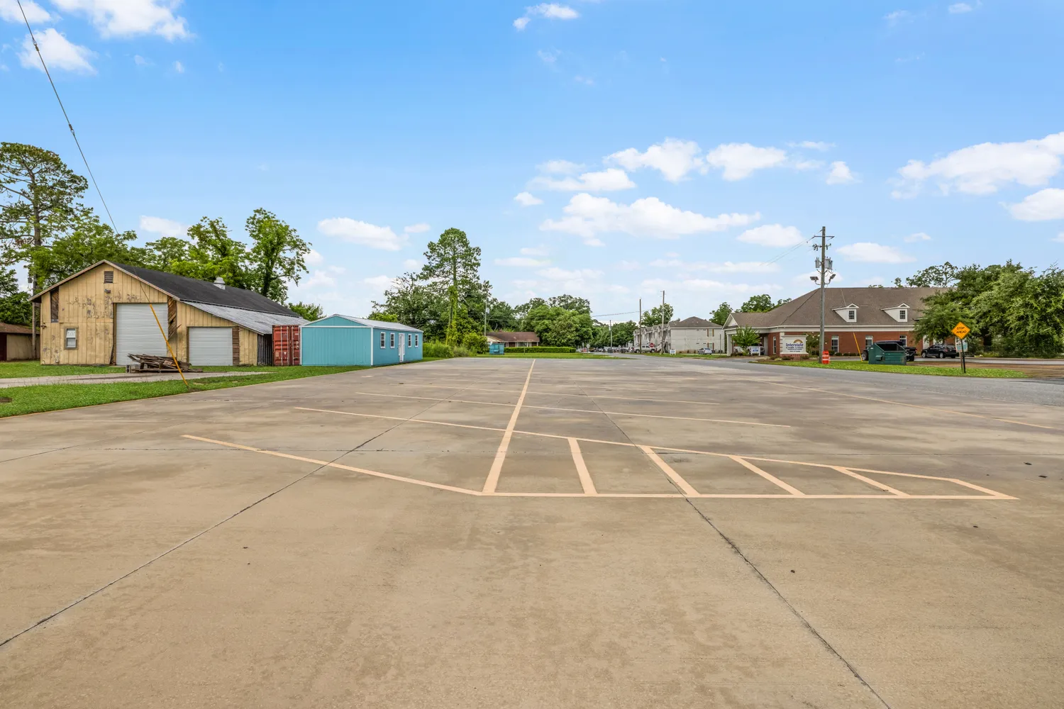 $400,000 | 697 West Cherry Street, Jesup, GA 31545