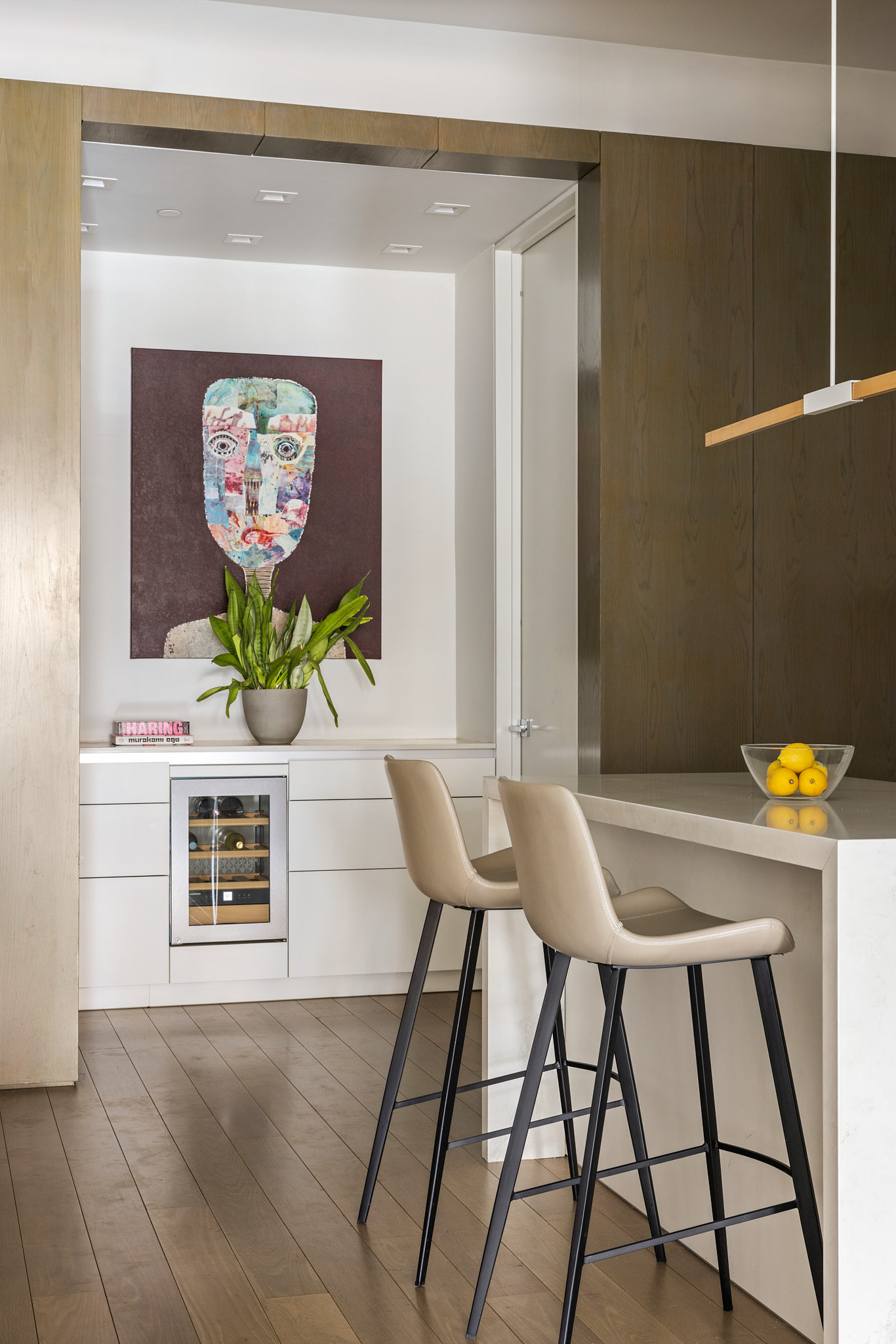 543 Broadway, Unit 6 Manhattan, NY 10012 - Photo 4 of 13 a view of a room with a table and chairs