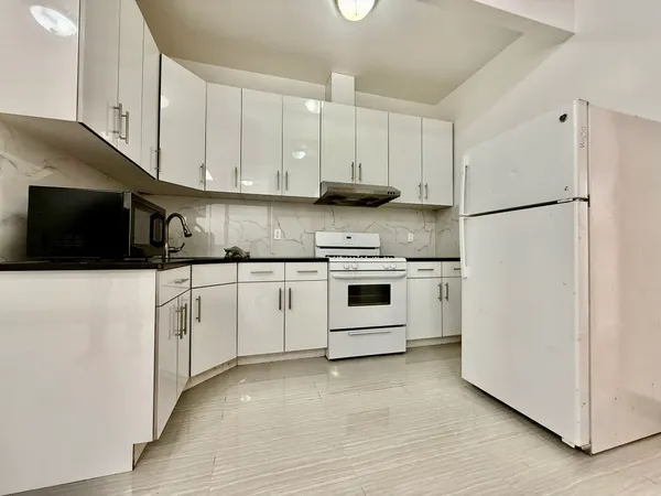 $3,495 | 543 53rd Street, Unit 1 | Sunset Park
