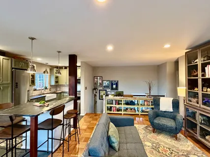 $370,000 | 1649 Fitzgerald Lane, Alexandria, VA 22302