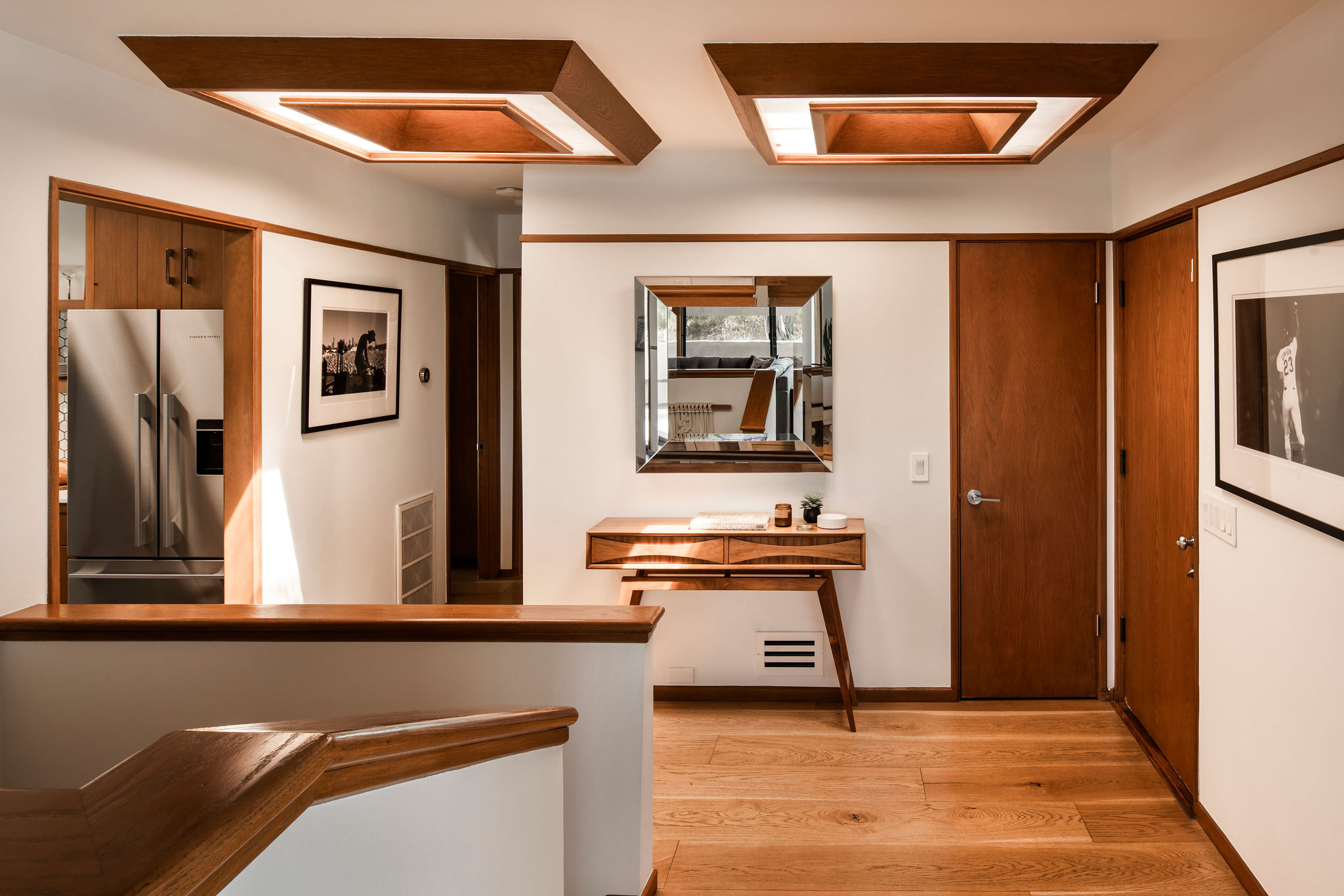 2371 Cove Ave Los Angeles, CA 90039 - Photo 25 of 43