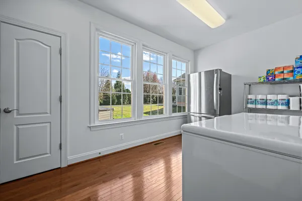 $1,050,000 | 8114 Kylemore Way, Ellicott City, MD 21043