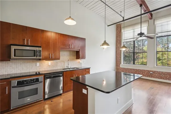 $2,100 | 1261 Caroline Street Northeast, Unit 223, Atlanta, GA 30307