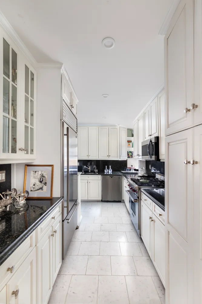 $2,799,000 | 65 East 96th Street, Unit 15D | Upper East Side