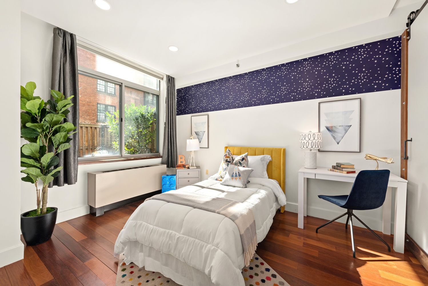 $1,430,000 | 84 Front Street, Unit 2B | DUMBO