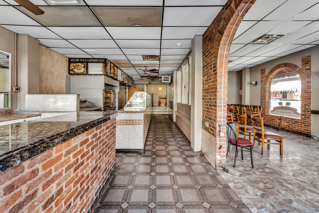601-603 Washington Street, Unit RESTAURANT Hoboken, NJ 07030 - Photo 3 of 27 a view of a chairs and table in a patio