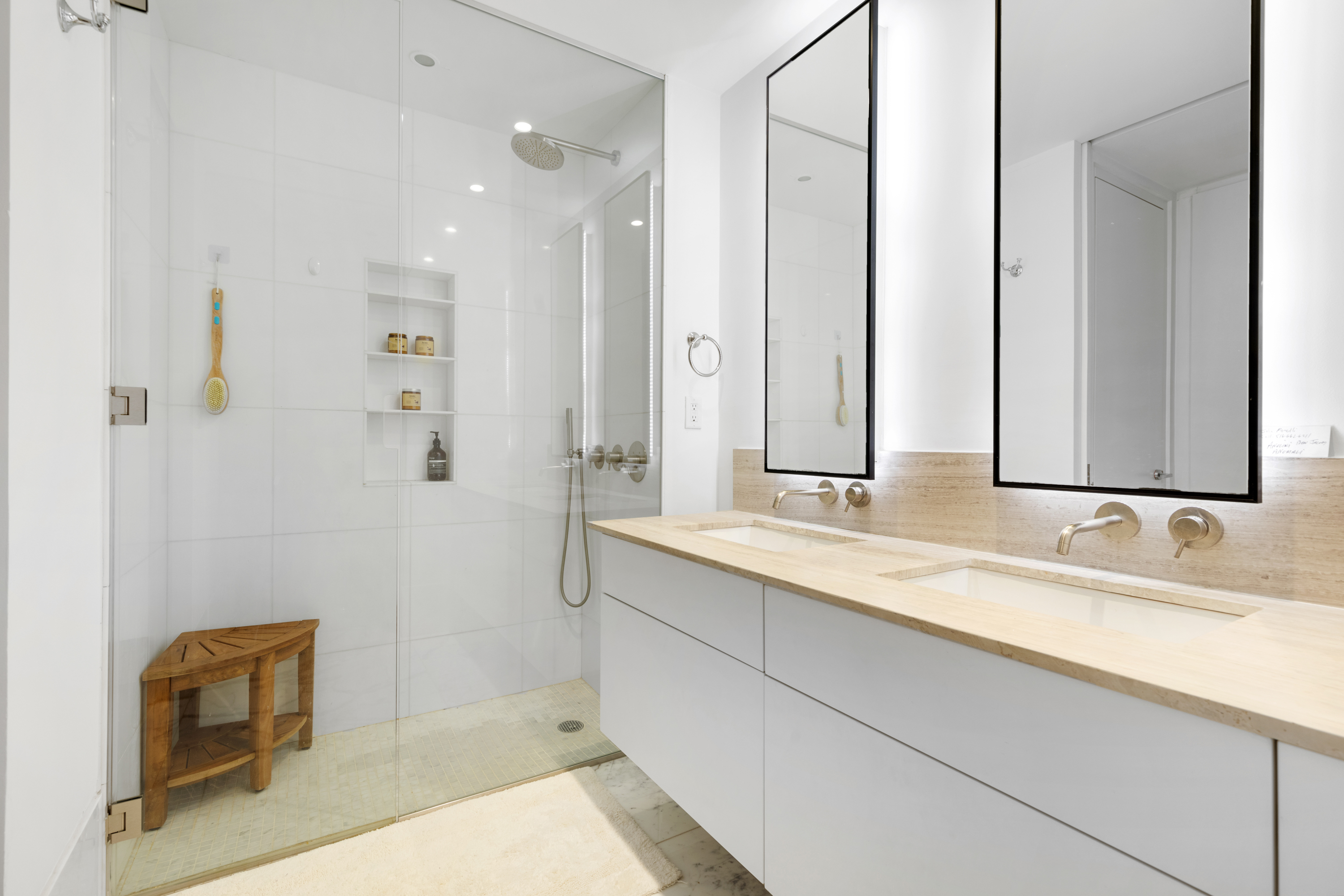 429 Kent Avenue, Unit 510 Brooklyn, NY 11249 - Photo 8 of 17