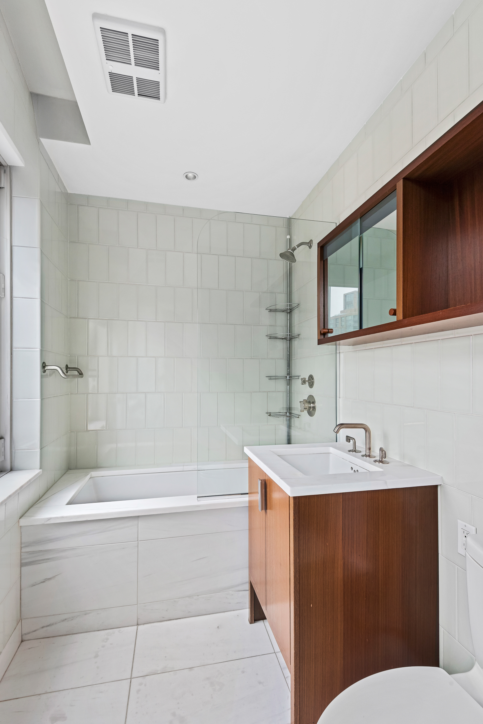 60 Riverside Boulevard, Unit 2402 Manhattan, NY 10069 - Photo 6 of 17