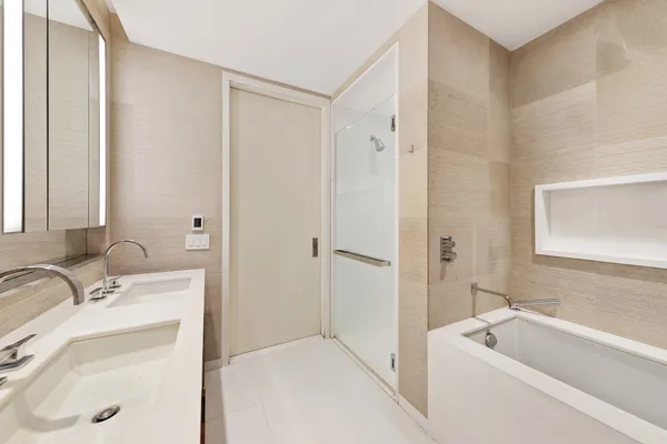 $6,500 | 1 West End Avenue, Unit 15C | Upper West Side