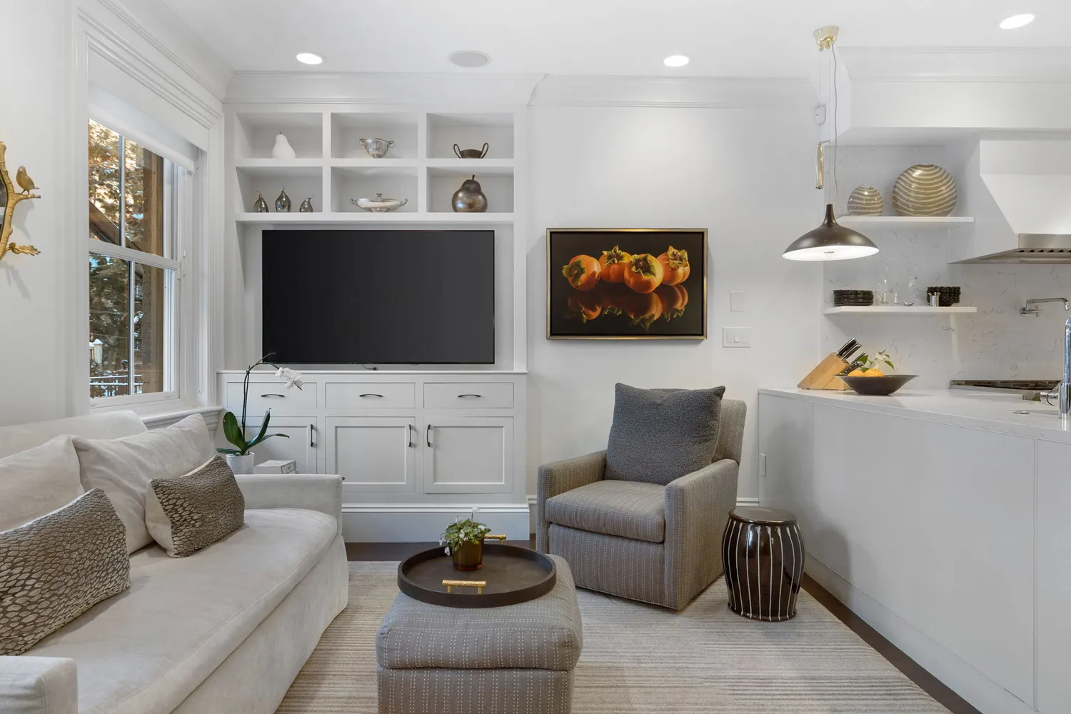 Contact Agent | 11-1/2 Union Park, Unit 1, Boston, MA 02118