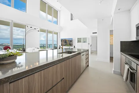 $2,125,000 | 3470 East Coast Avenue, Unit PH102, Miami, FL 33137