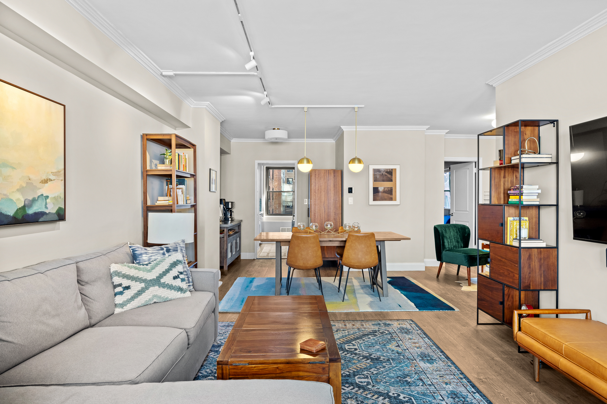 178 East 80th Street, Unit 6A Manhattan, NY 10075 - Photo 2 of 13 Gallery Image 2