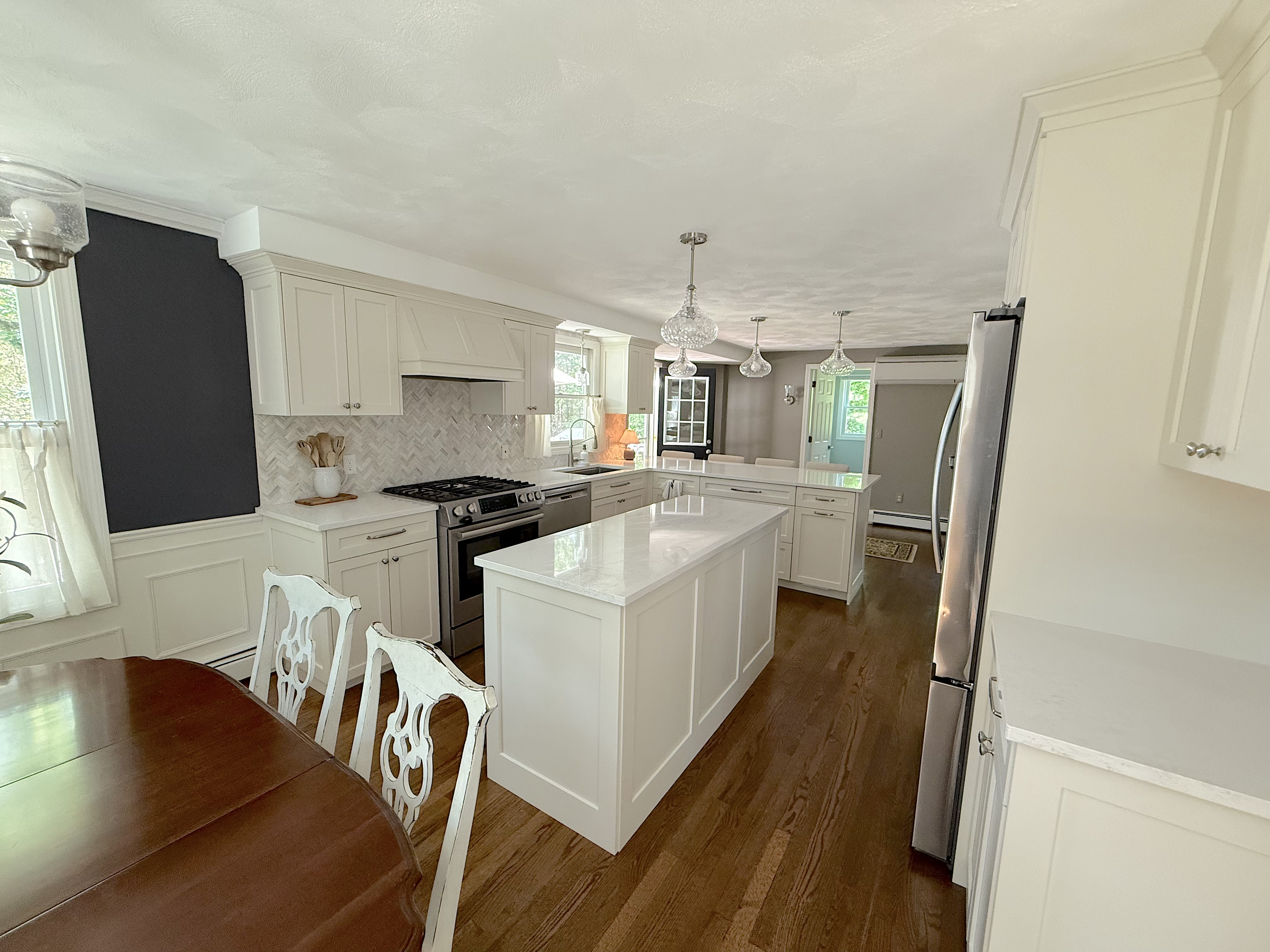 561 Old Dunstable Road Groton, MA 01450 - Photo 3 of 12