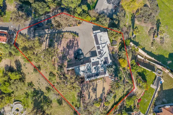 $1,999,000 | 17728 Ridgeway Road, Granada Hills, CA 91344