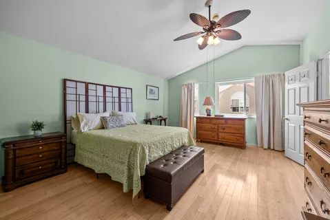 $640,000 | 22327 Golden Canyon Circle, Chatsworth, CA 91311