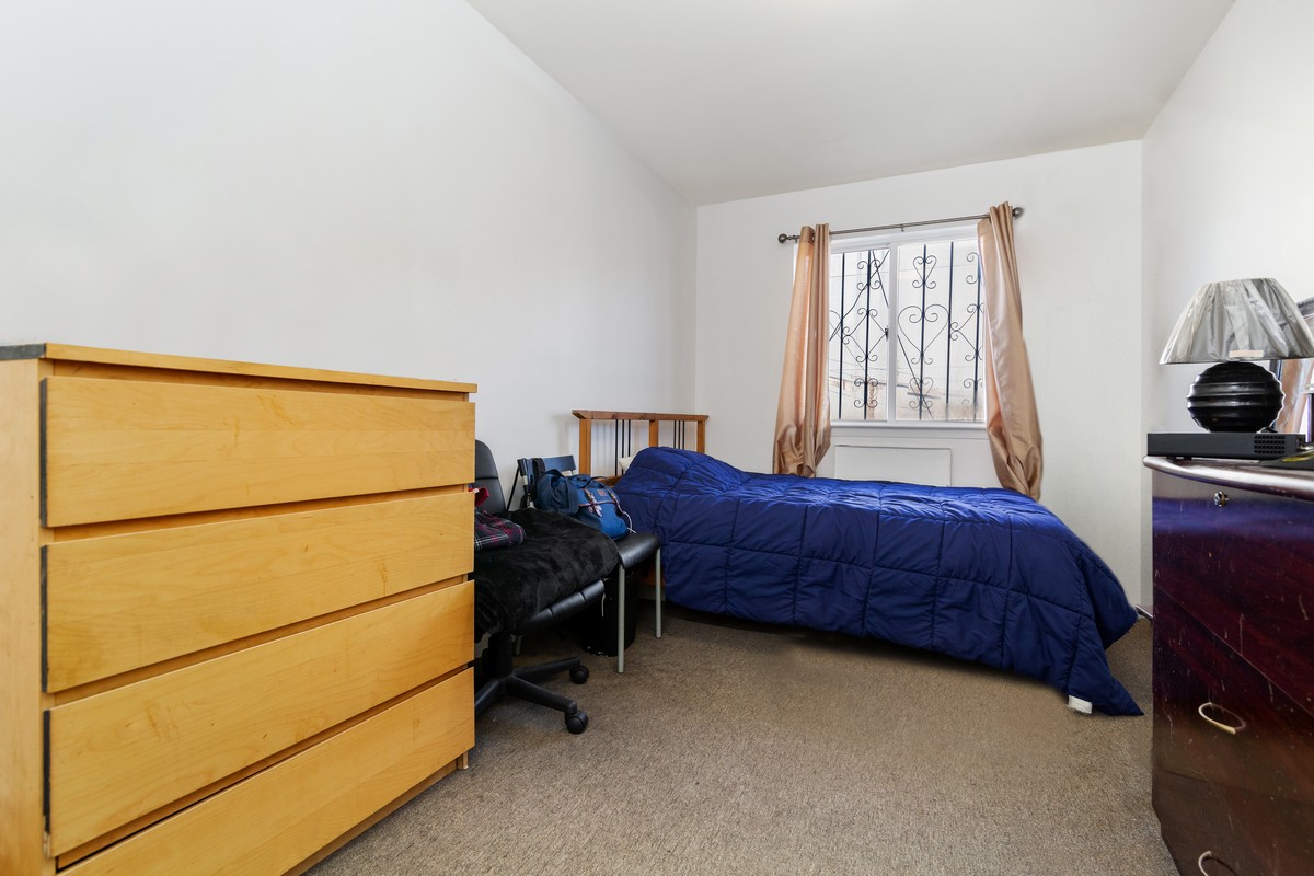 555 Evergreen Avenue Brooklyn, NY 11221 - Photo 6 of 9