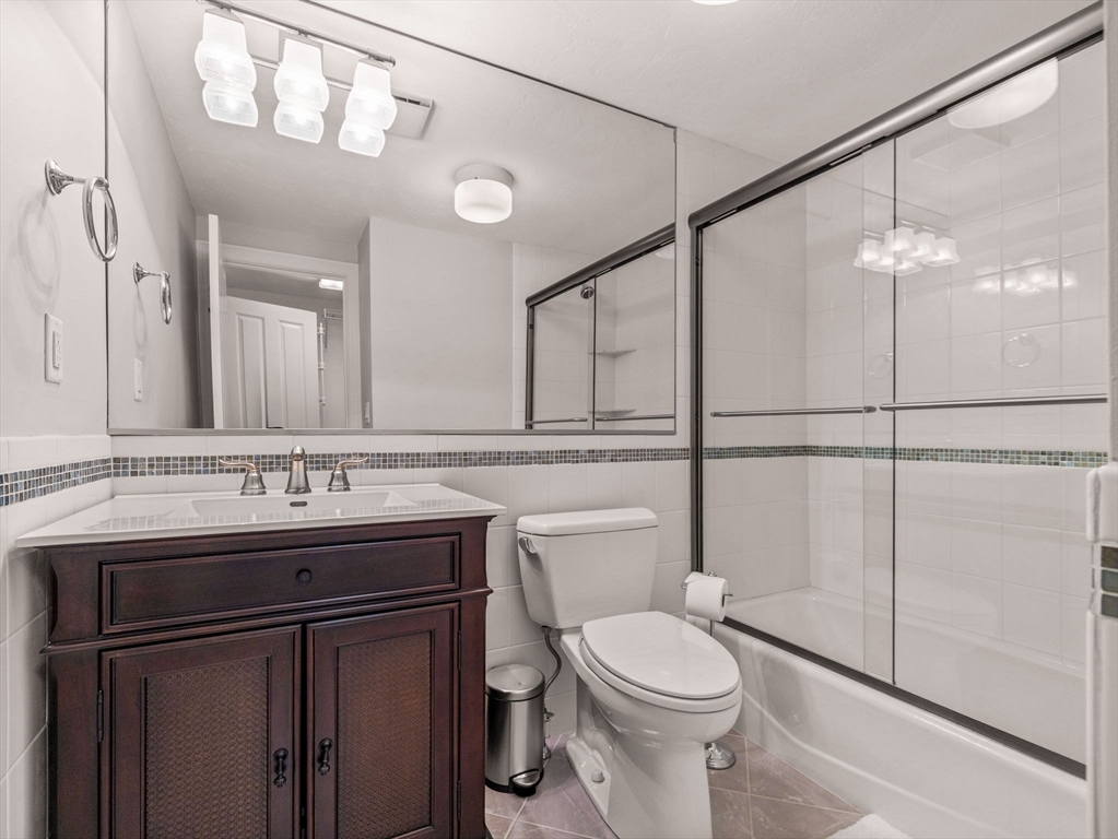 4 Farmer Road, Unit 4 Milton, MA 02186 - Photo 19 of 33