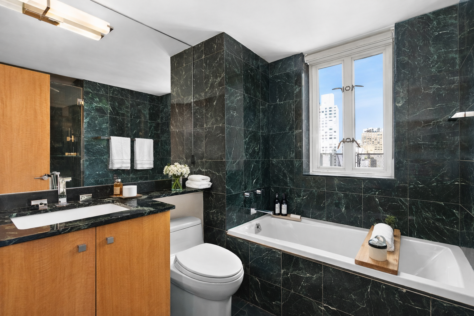 166 East 63rd Street, Unit 18B Manhattan, NY 10065 - Photo 7 of 10