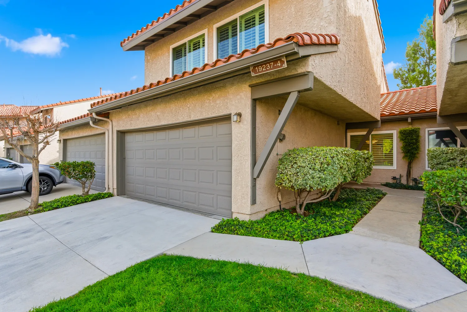 $819,000 | 19237 Index Street, Unit 4, Porter Ranch, CA 91326