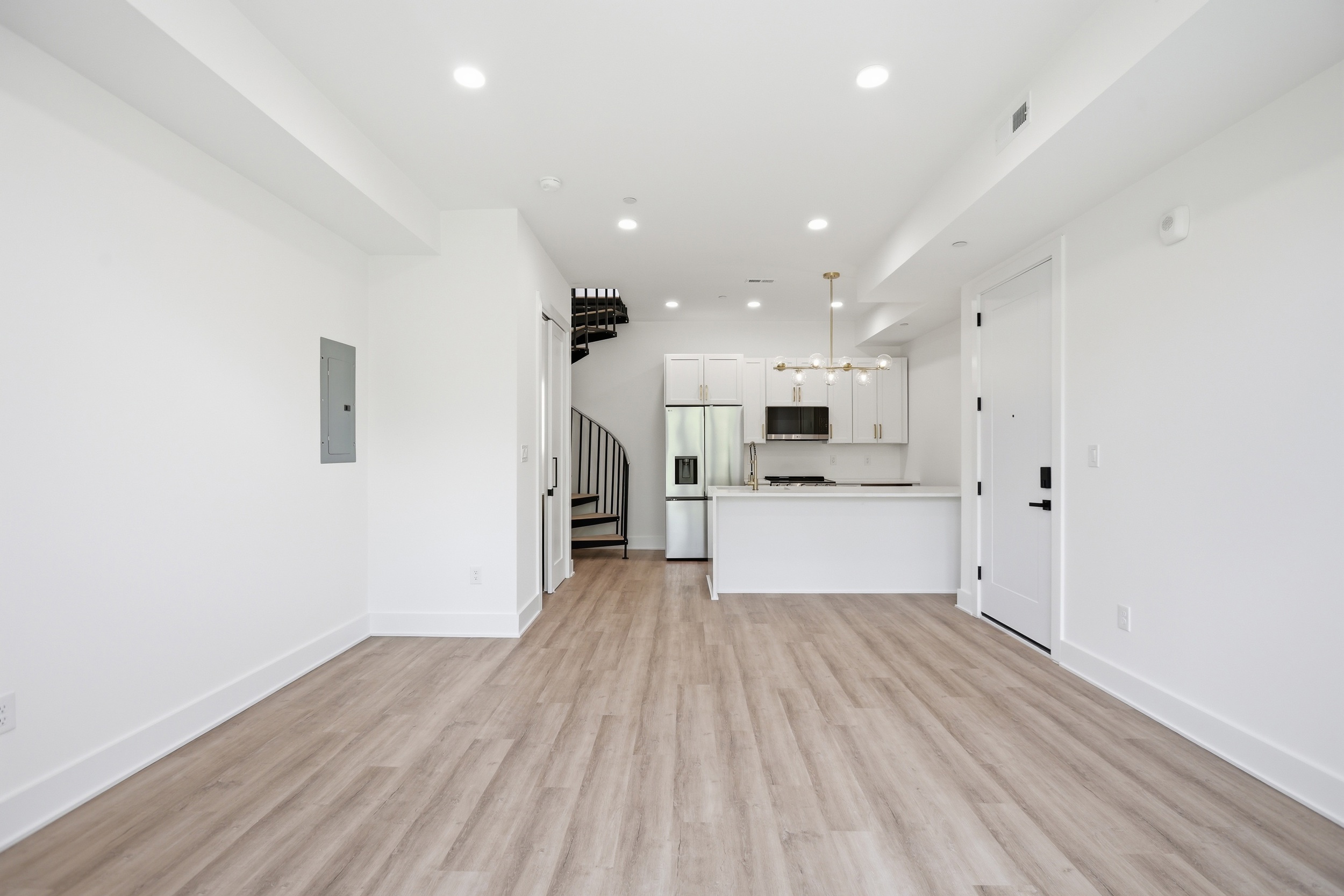 2105 M Street Northeast, Unit PH1 Washington, DC 20002 - Photo 16 of 32 Gallery Image 16