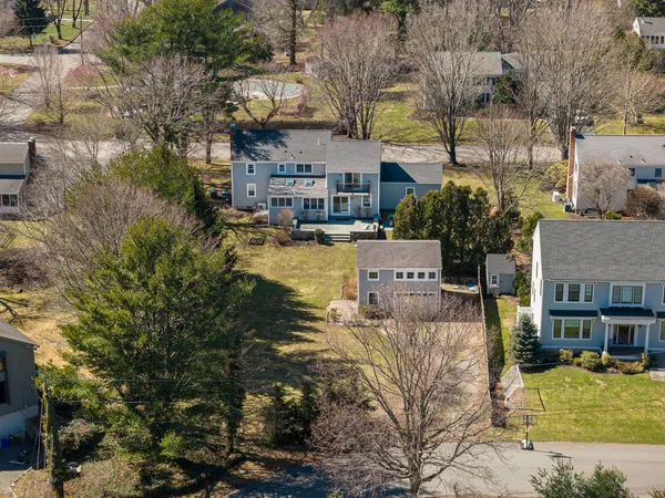 $2,150,000 | 20 Briarfield Road, Barrington, RI 02806