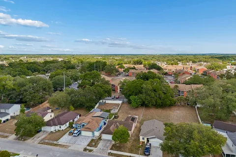 $299,900 | 8445 North River Road, Tampa, FL 33635