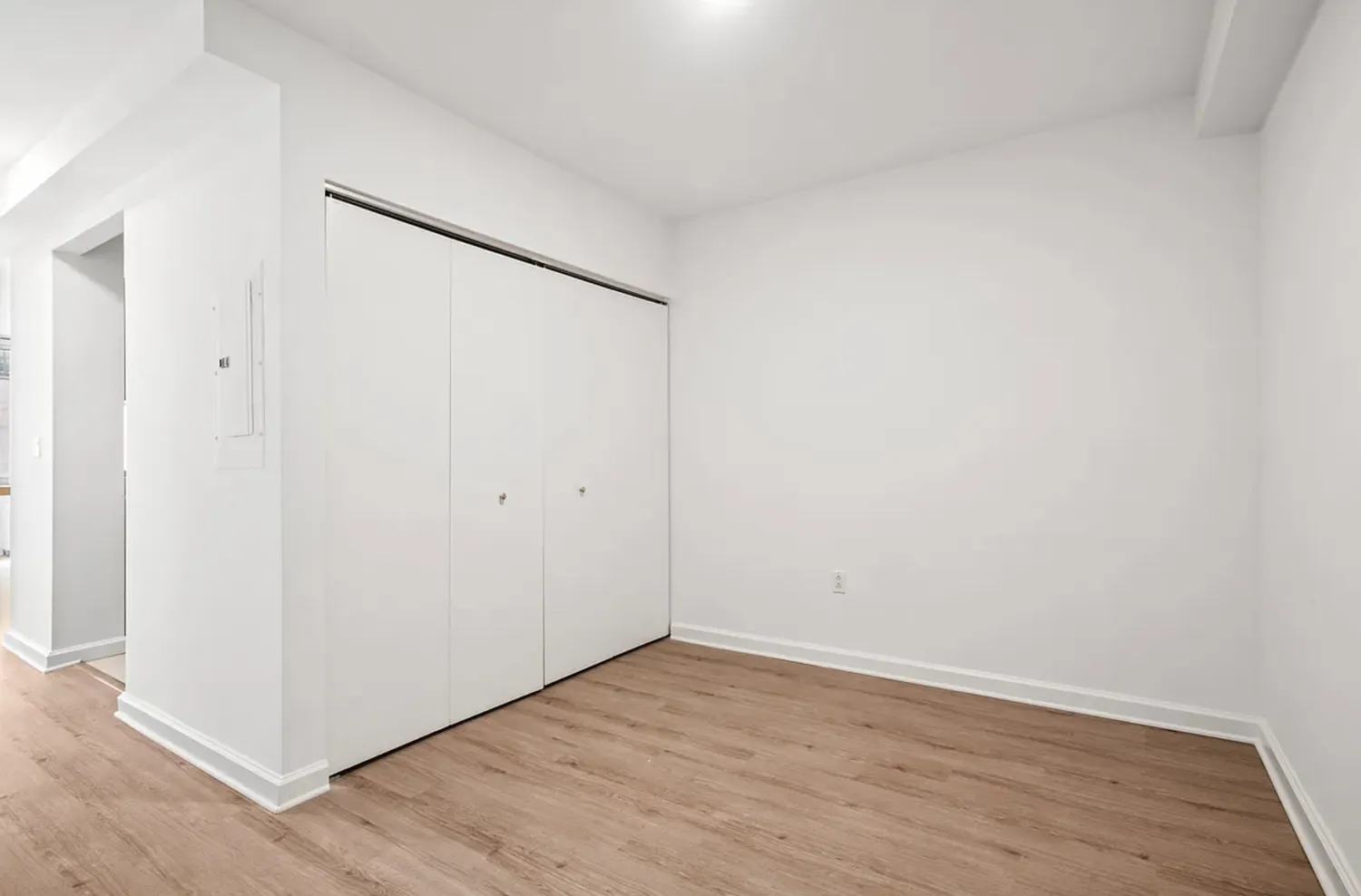 $5,200 | 35 West 33rd Street, Unit 14E | Midtown South