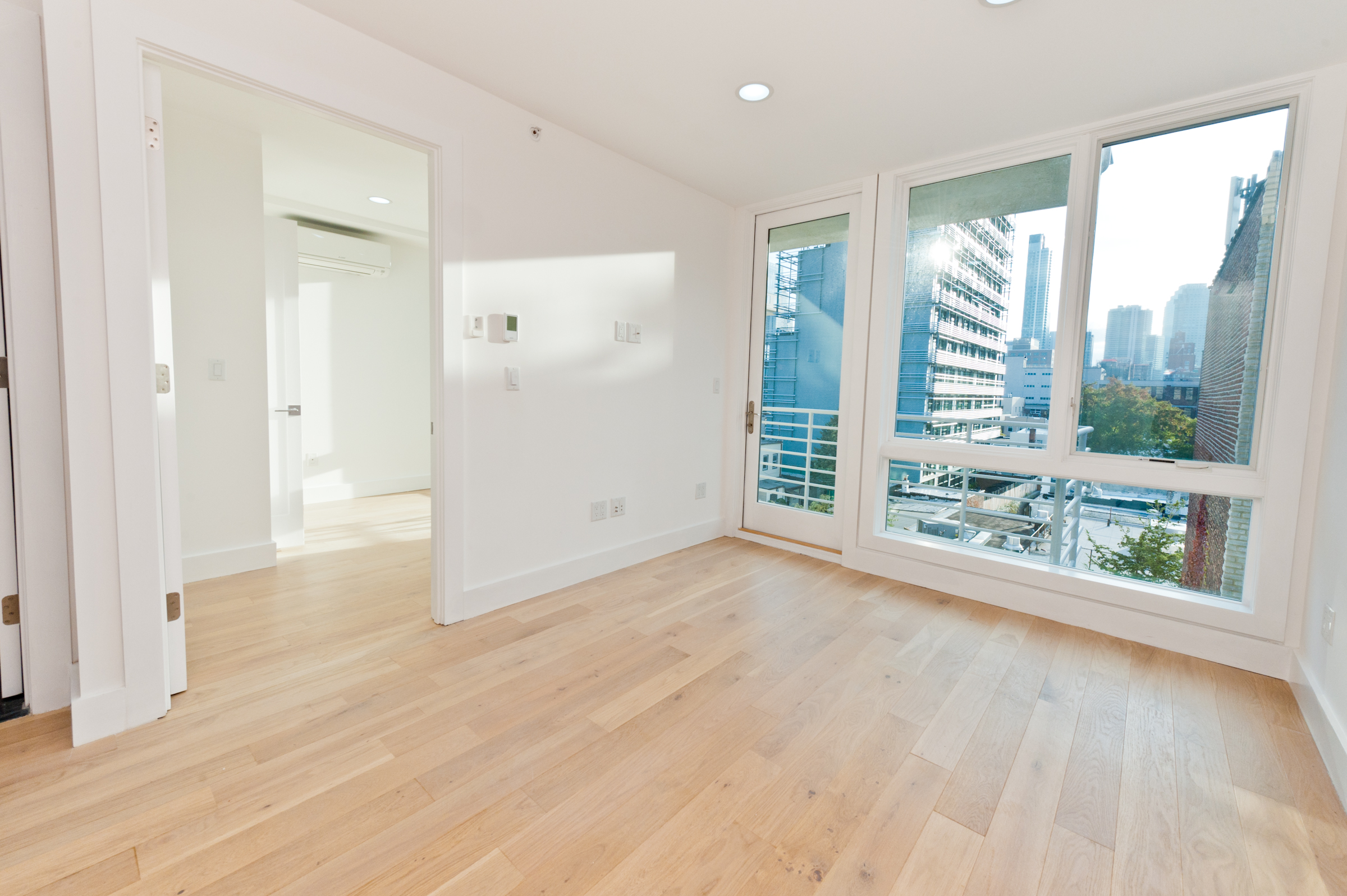 25-10 38th Avenue, Unit 6C Queens, NY 11101 - Photo 3 of 8