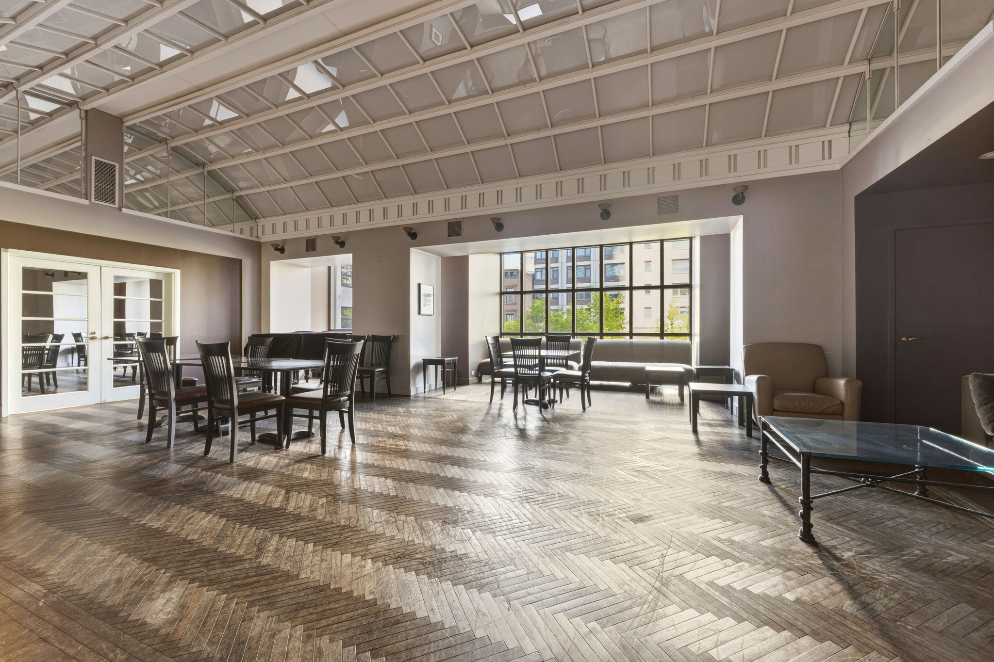 188 East 64th Street, Unit 2104 Manhattan, NY 10065 - Photo 10 of 12